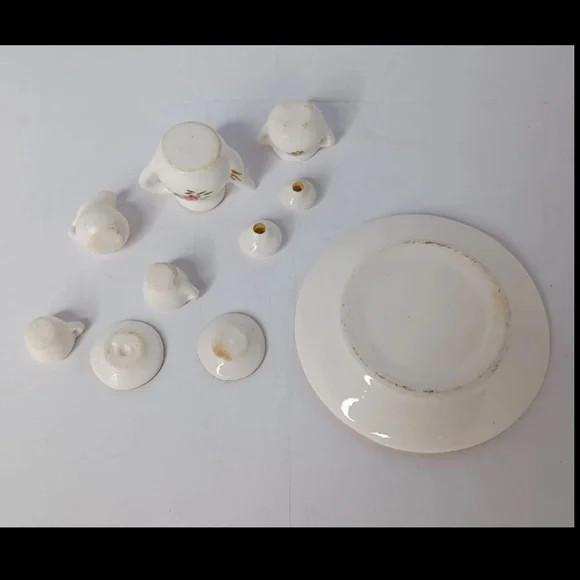 Porcelain Miniture Tea Set with Plate, Teapot, Creamer, Sugar Dish, and 2 Cups - Picture 4 of 6